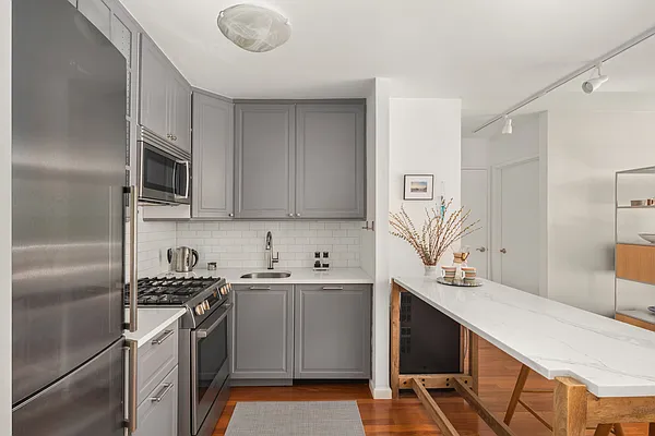 200 West 79th Street #3M in Upper West Side, Manhattan