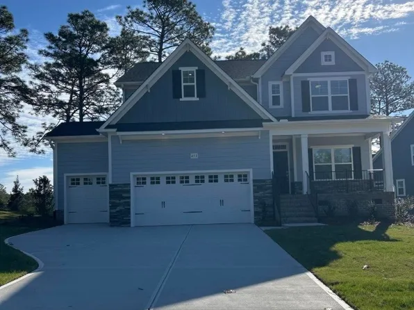 653 Watauga Ln, Aberdeen, NC 28315