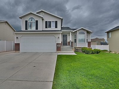 2595 W 4000 S, Roy, UT, 84067