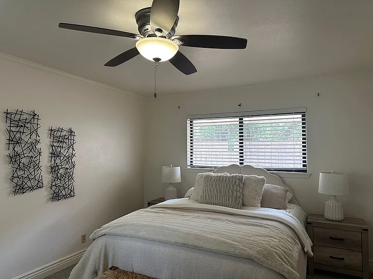 11414 Raindrop Dr — Photo 10