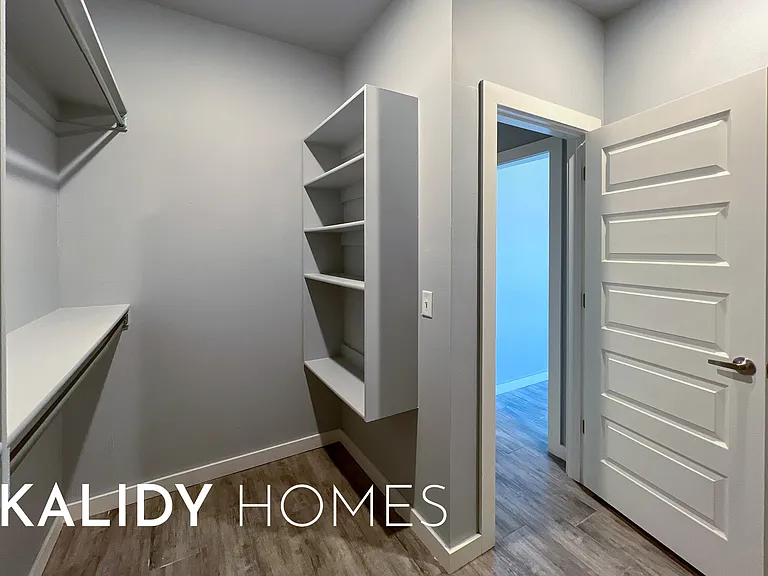 217 Olde Mill Ct — Photo 16