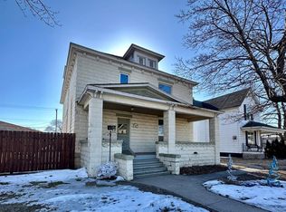 306 N 16th St, Escanaba, MI 49829
