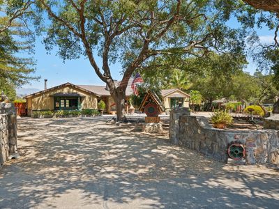 3520 La Entrada, Santa Barbara, CA, 93105