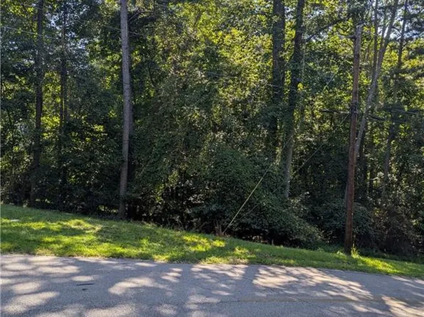 2086 Garden Rd #38, Gainesville, GA 30507