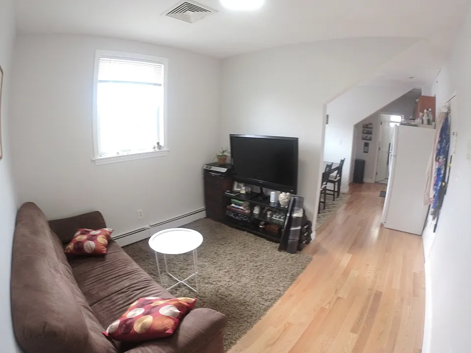 2 Chestnut Hill Ave