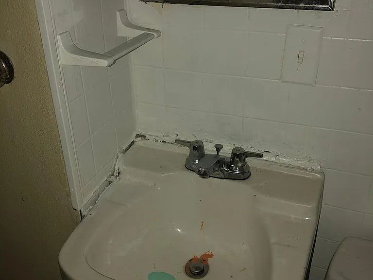 503 Newton Pl — Photo 17