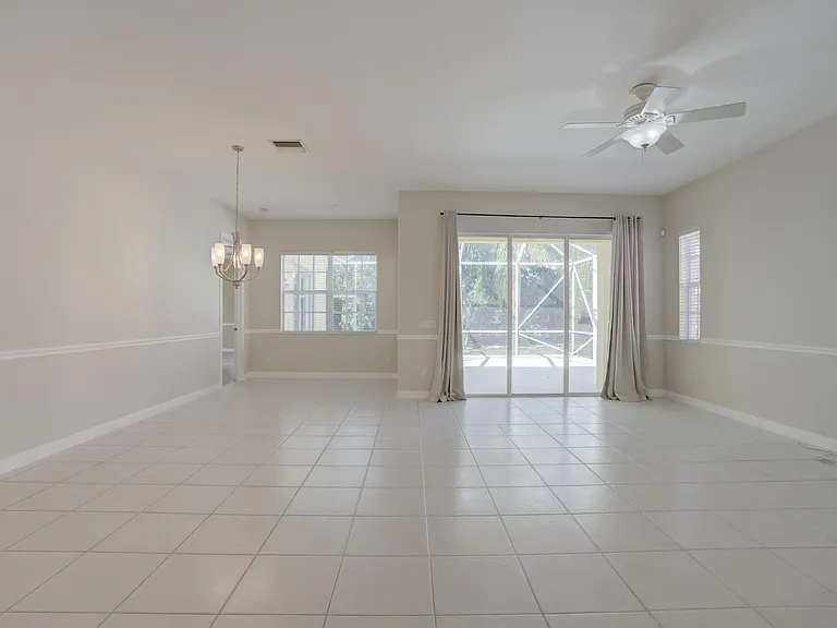 256 San Remo Dr — Photo 7