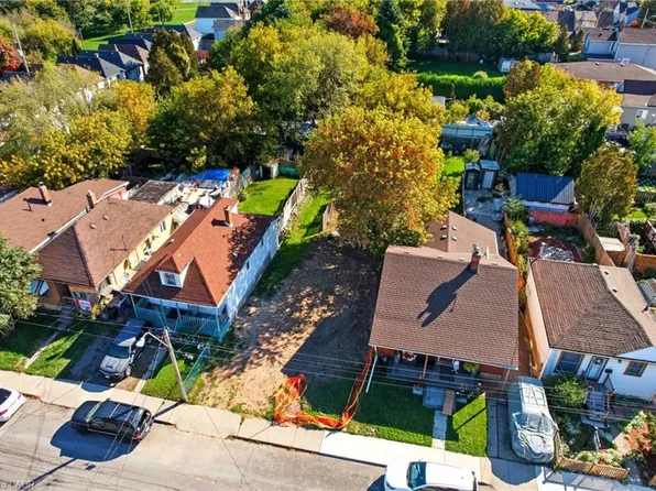 548 Mary St, Hamilton, ON L8L 4X7