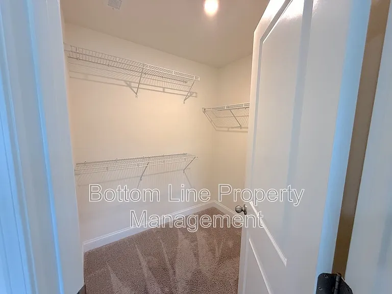 1520 Cedar Tree Dr — Photo 16