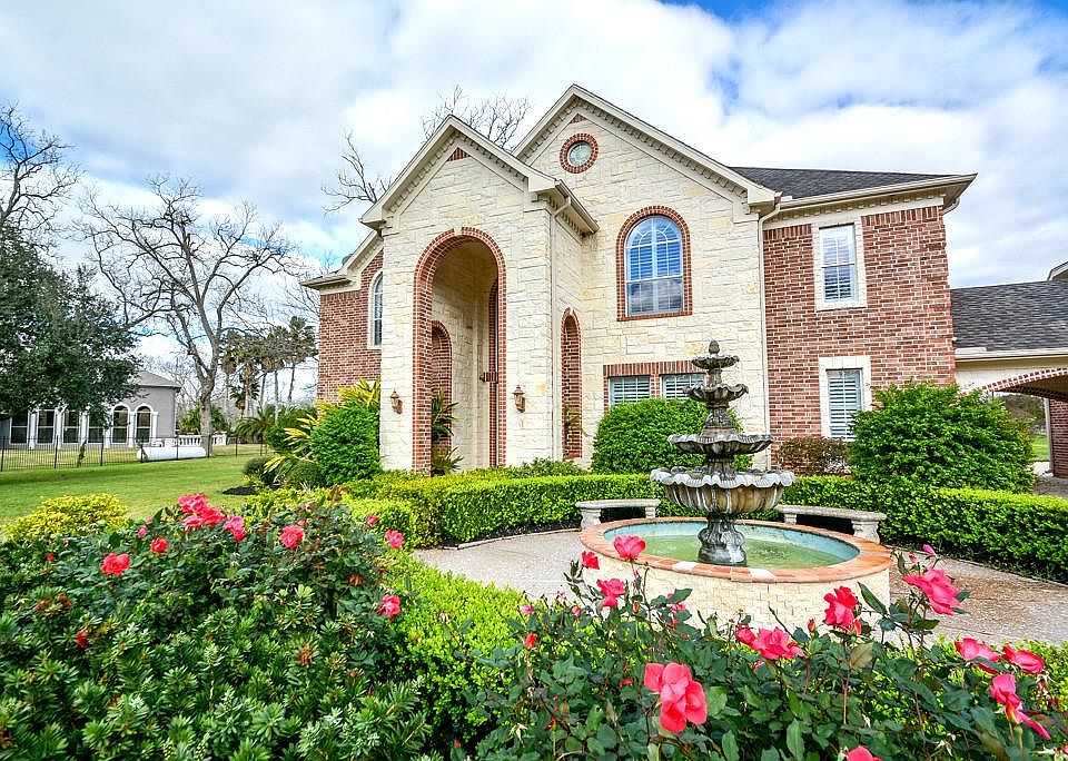 1st image of 4510 Colony West Dr
