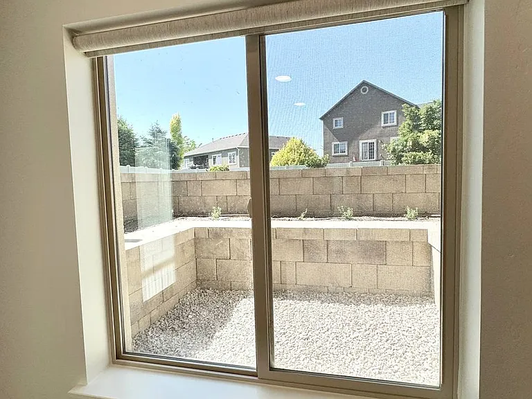 698 S Lake View Dr #B — Photo 11
