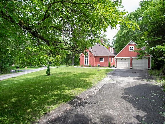 3rd image of 2025 S Lick Creek Dr
