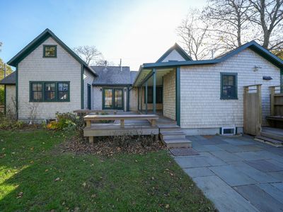 31 Winthrop Ave, Oak Bluffs, MA, 02557