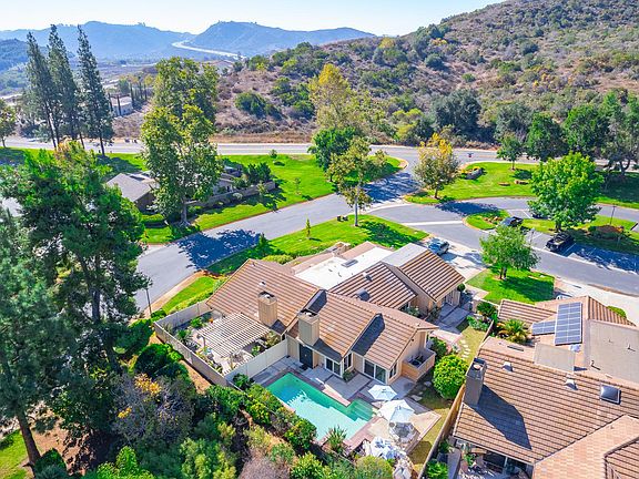 4th image of 4256 Olivos Ct