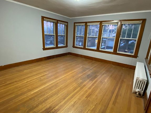 2nd image of 2 Pinehurst Ave APT 1