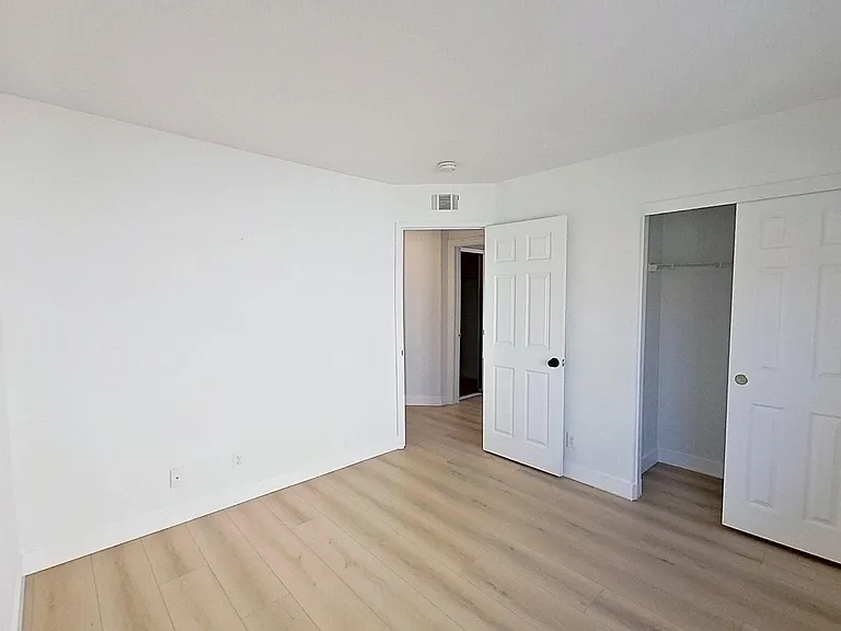 5752 Centerstone Ct — Photo 23