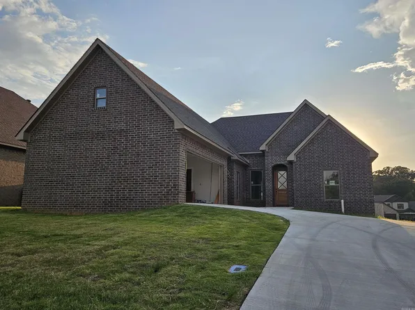3313 Valencia Dr, Jonesboro, AR 72405