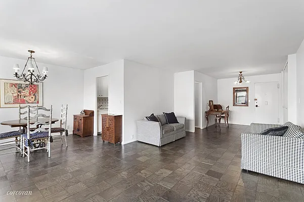 Sold by Corcoran | media 20