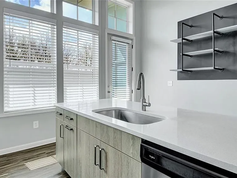 900 Brees Ct — Photo 14