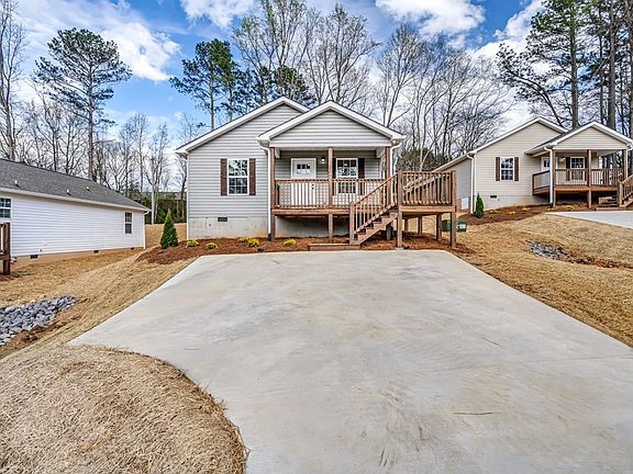 3rd image of 1624 Waring Rd NW