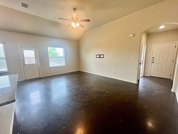 4th image of 210 Stacy Ln #1