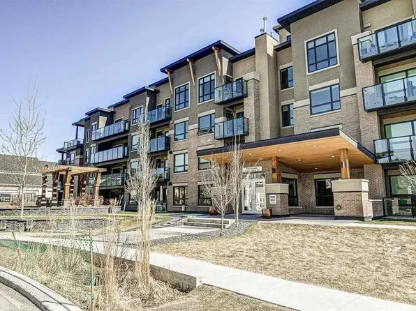 145 W Burma Star Rd SW #401, Calgary, AB T3E 8A8