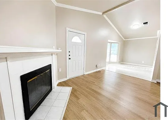 3 bed, 1500 sqft, $2,095 — Photo 4