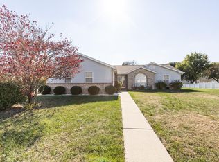 5 Joan Dr, New Baden, IL