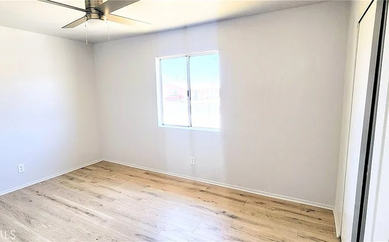 6474 Camarilla Ave — Photo 8
