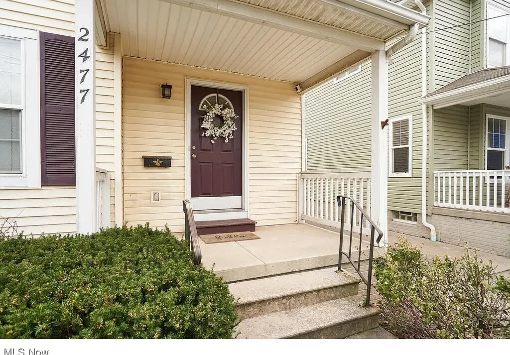 3 bed, 3.5 bath, 2044 sqft, $3,600 — Photo 3