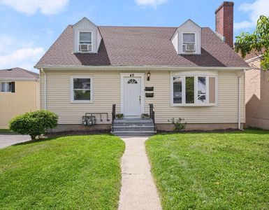 40 Depinedo Avenue #5, Stamford, CT, 06902