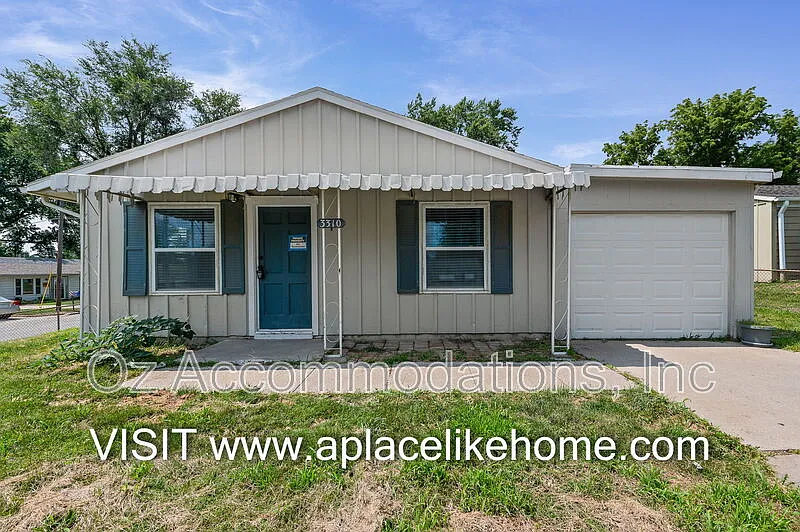 3310 Iroquois Ln