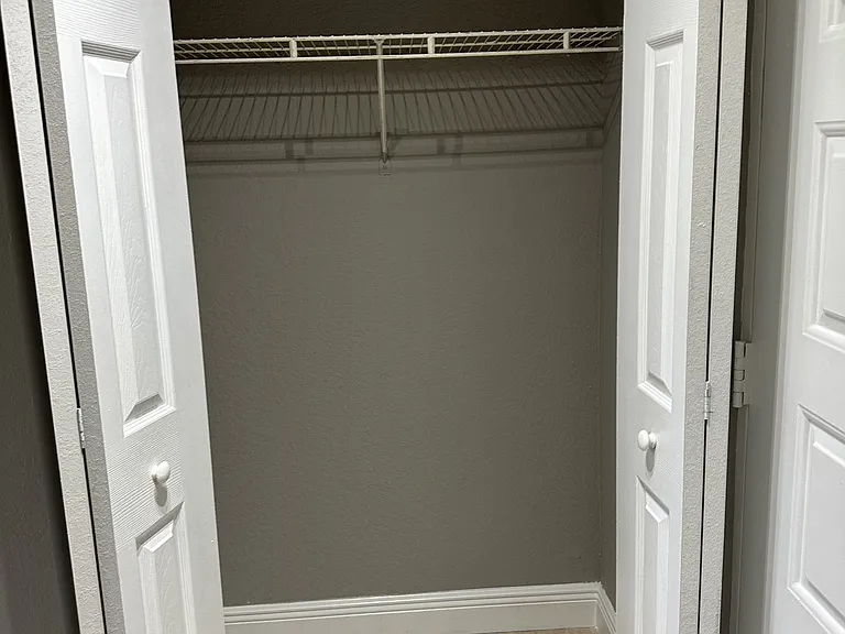 2841 N Oakland Forest Dr #207 — Photo 14