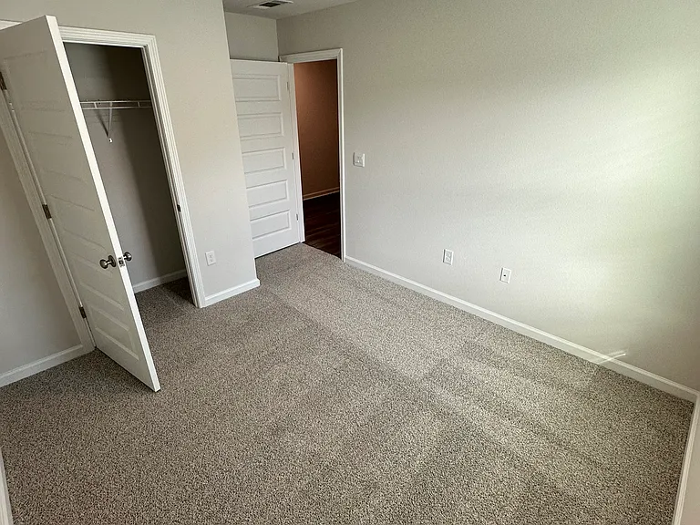 4328 Tiger Oak Ct — Photo 12
