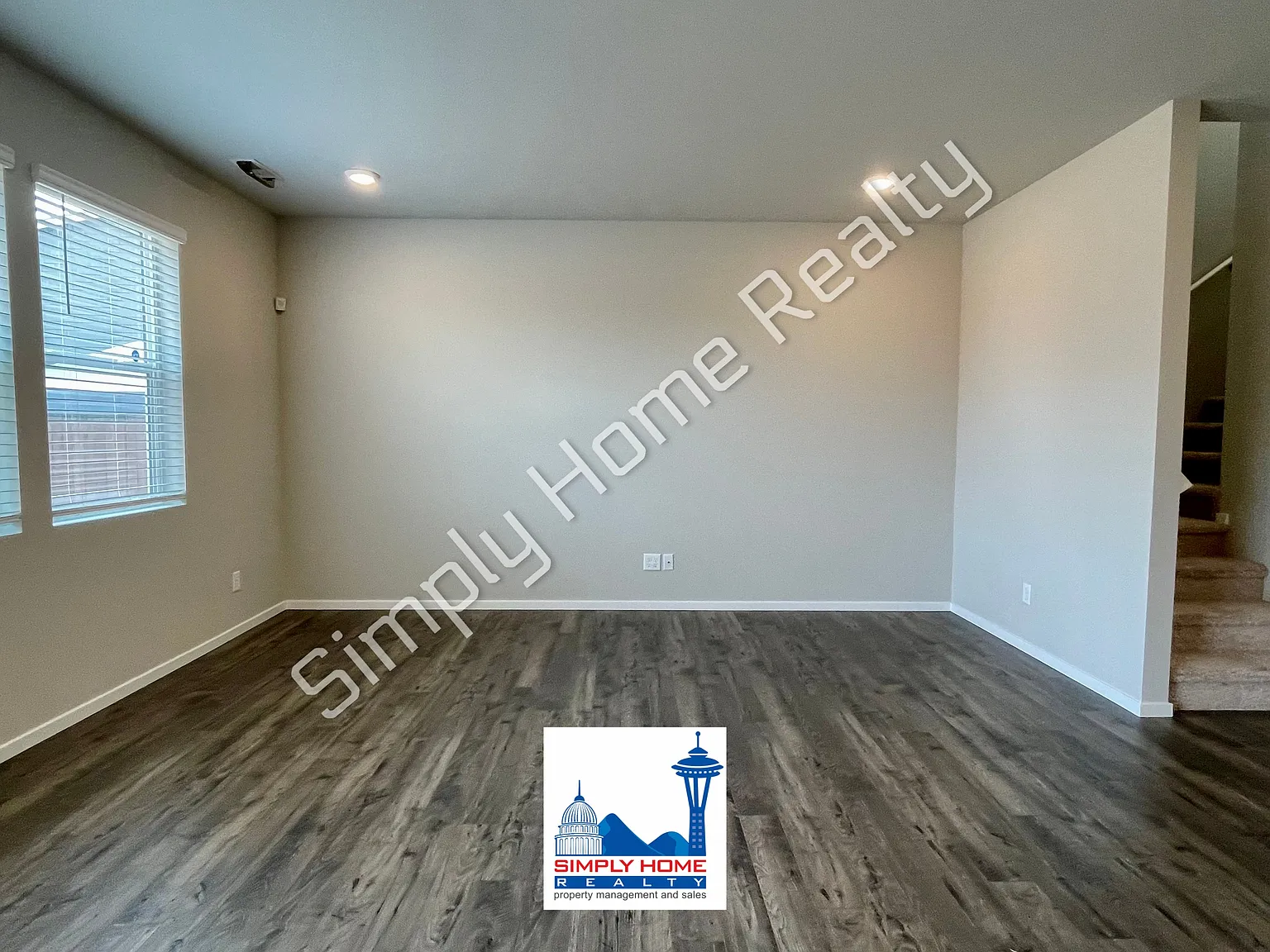 4 bed, 2.5 bath, 1933 sqft, $3,200 — Photo 2