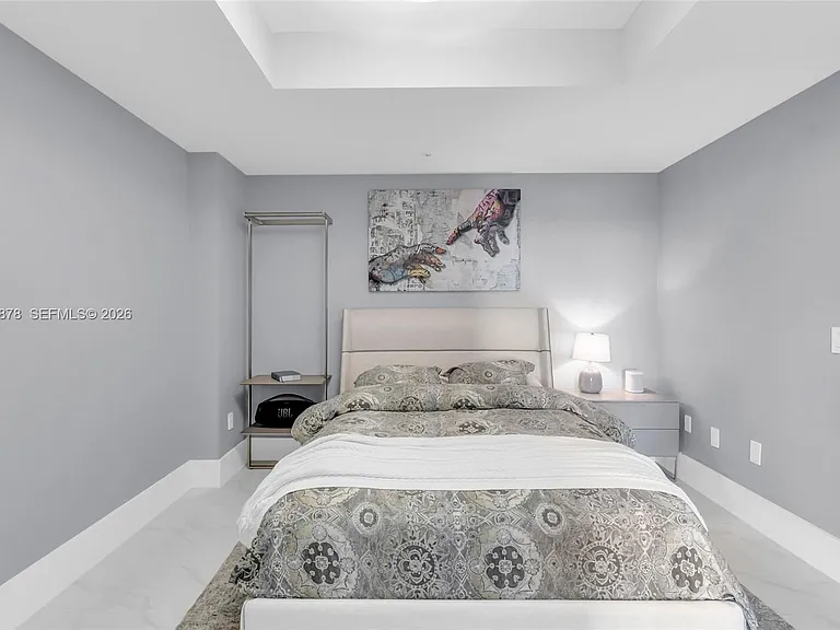 17111 Biscayne Blvd #602 — Photo 32