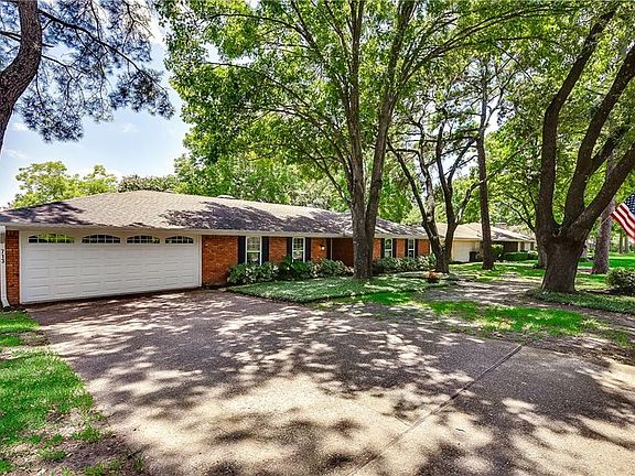 2nd image of 713 Laura Ave