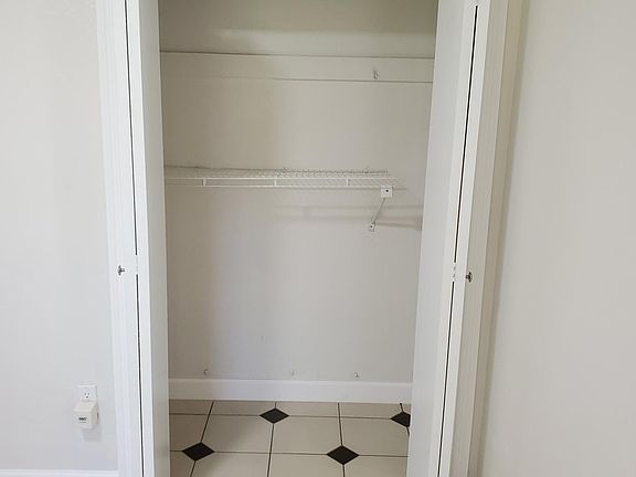 4th image of 20 San Sebastian Ave