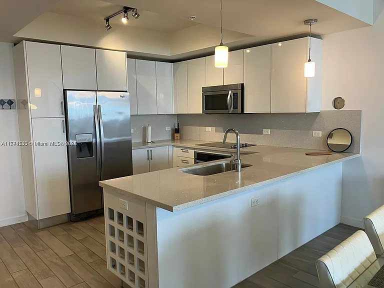 999 SW 1st Ave #2413 — Photo 8