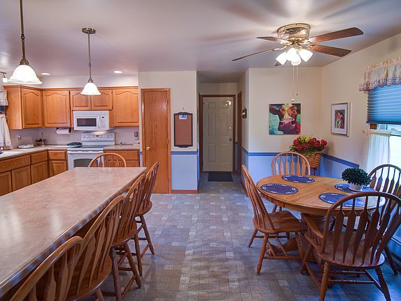 4th image of 4061 Western Dr