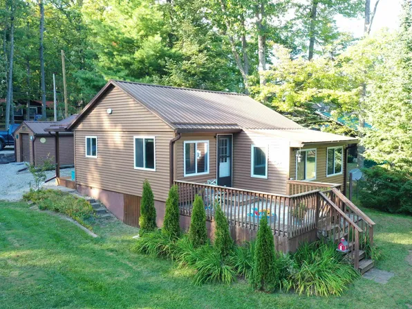 424 Ogemaw Rd, Rose City, MI 48654