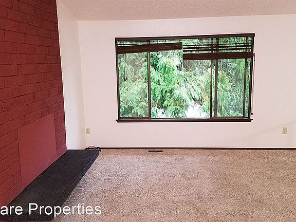 4th image of 17505 NE 160th St