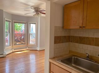 24 Grove St #A, Haverhill, MA 01832