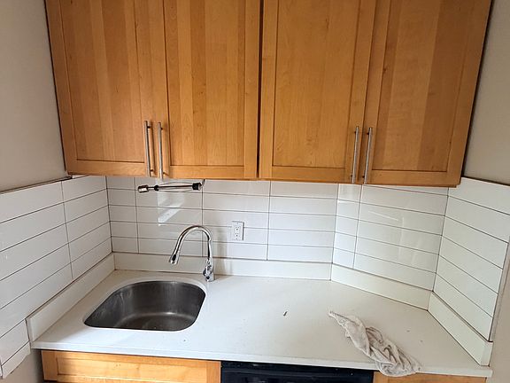 5th image of 11006 72nd Ave APT 4A
