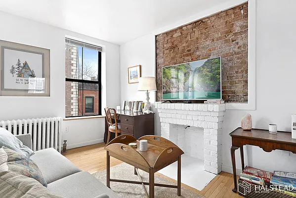 Rented by Halstead Real Estate | media 5