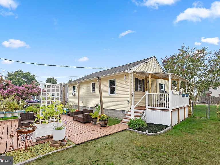 Listing photo 3