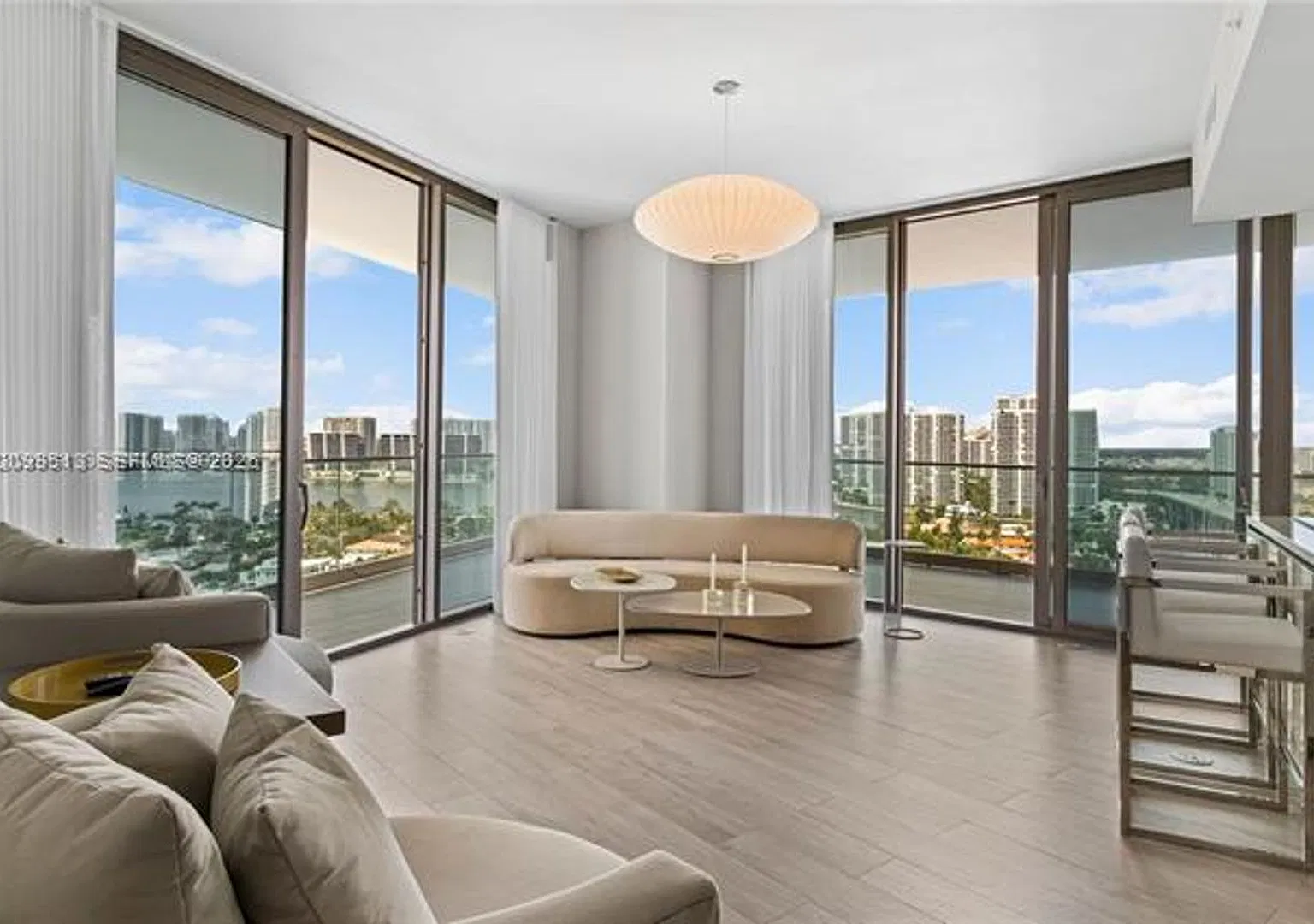 18975 Collins Ave cu-1605, Sunny Isles Beach, FL 33160 — Photo 4