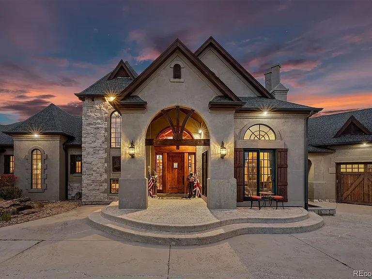 3440 Medallion Rd — Photo 8