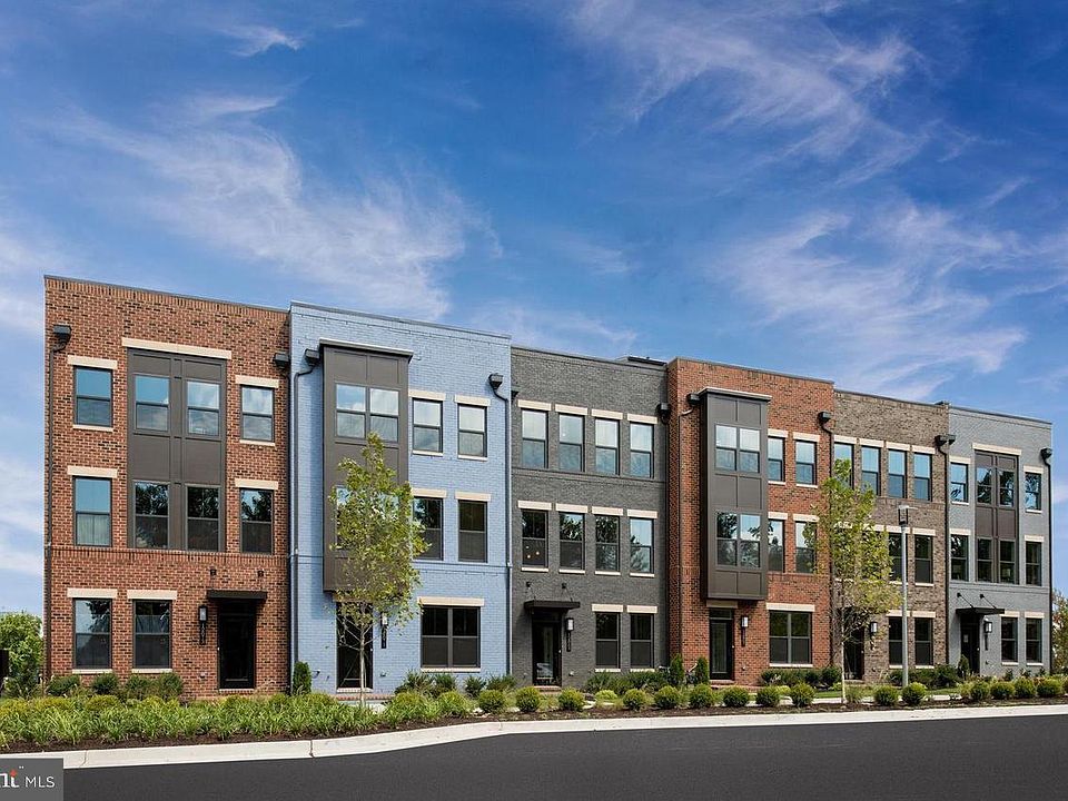 1st image of 13041 Hattontown Sq