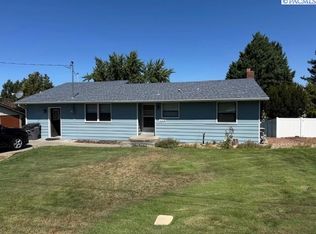 1226 Vine Ave, Sunnyside, WA